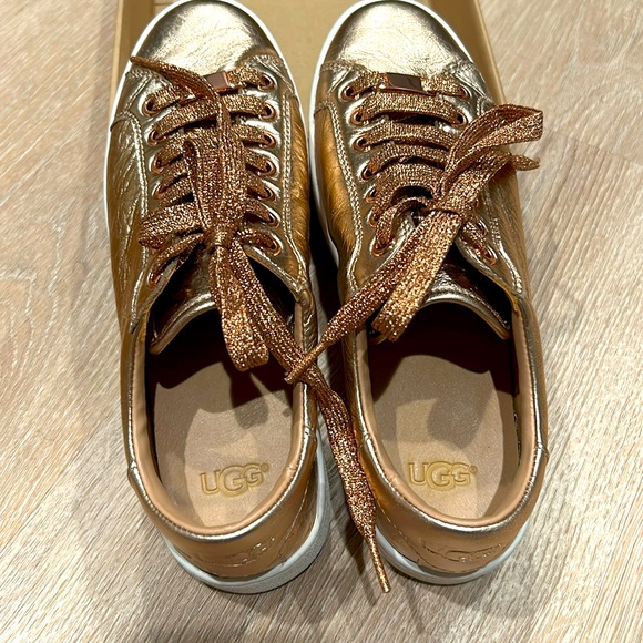 Ugg Milo gold sneakers - Picture 3 of 7